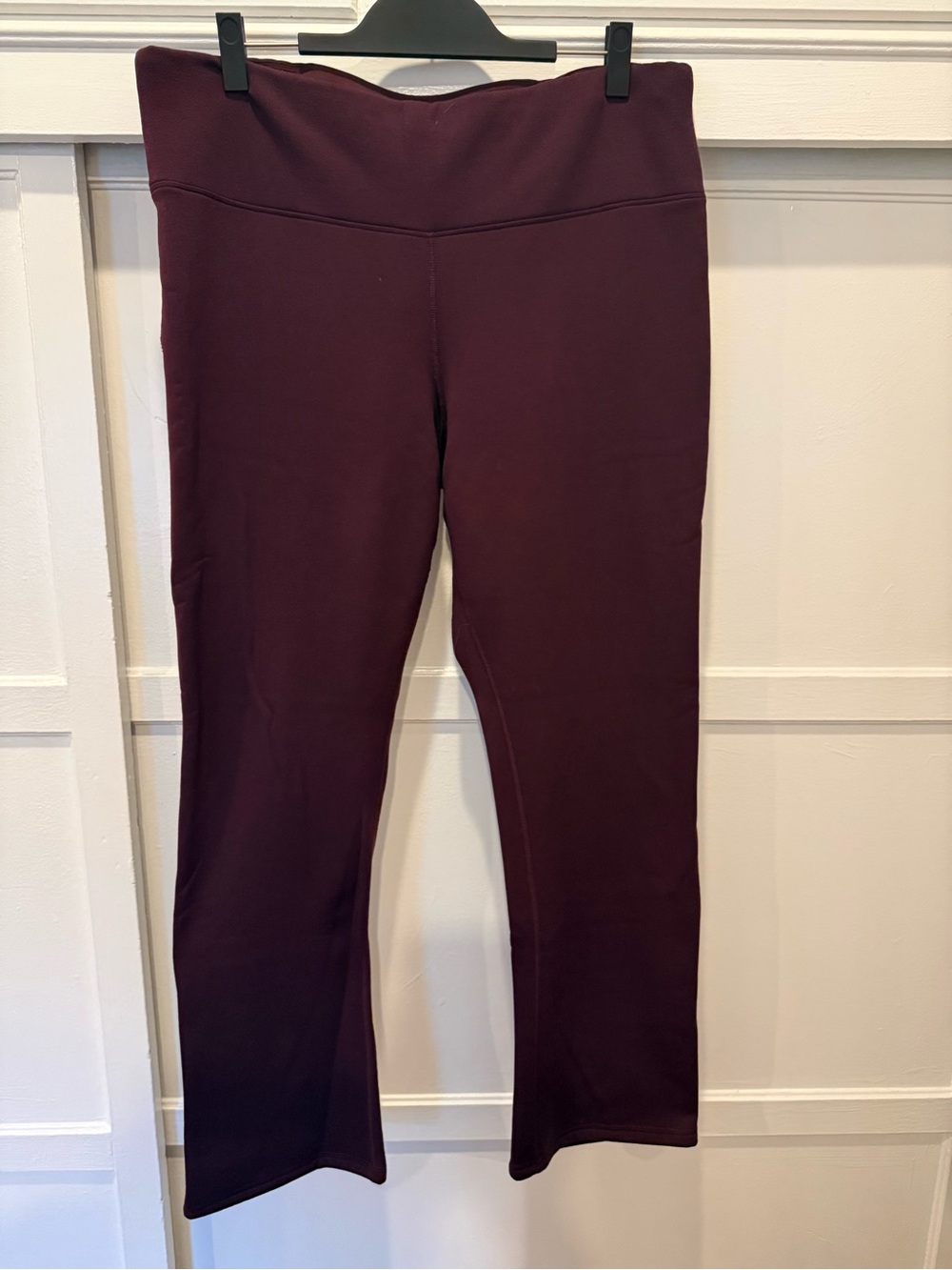 Athleta Women's Plum Yoga Pants bootcut